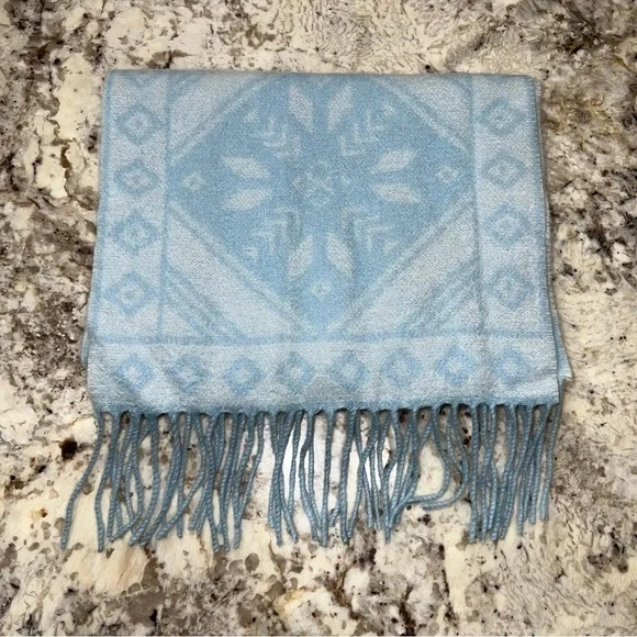 Charter Club Cashmere Two-Tone Blue Snowflake Fair Isle Pattern Scarf - Picture 2 of 7